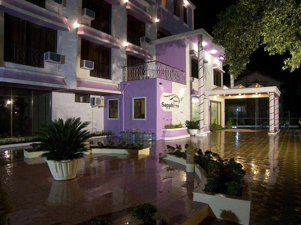 Sapphire Hotel Lonavala Esterno foto